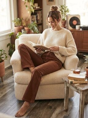 GAP Women’s 70’s Flare High Rise Corduroy Jeans in Rust Orange